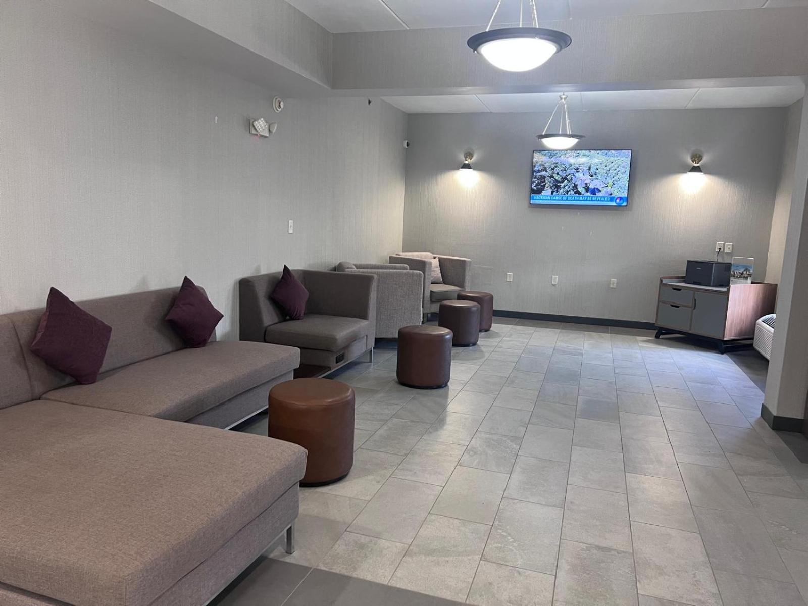 Wingate By Wyndham Clearfield Hotel Exterior photo